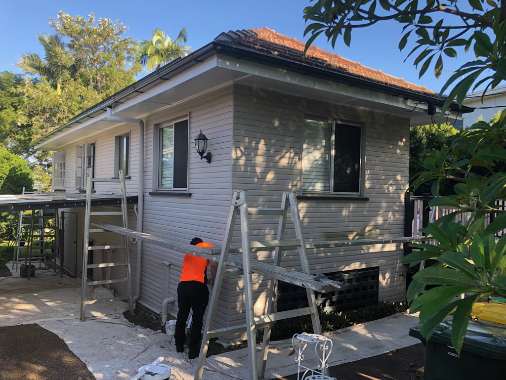 scaffolding set up for exterior painting 