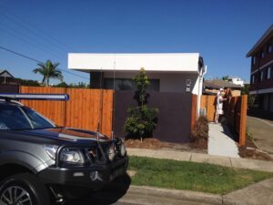 fence painting bayside